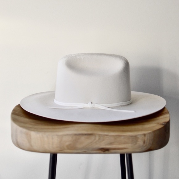Accessories - DAINTY WIDE BRIM